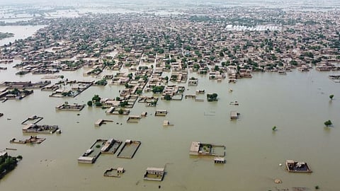Pakistan 17 Killed In Floods In Punjab Province