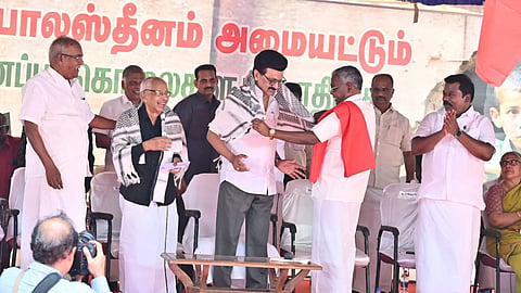 இஸ்ரேலின் காசா மீதான தாக்குதலுக்கு எதிரானப் போராட்டத்தில் கலந்து கொண்ட முதல்வர் ஸ்டாலின்