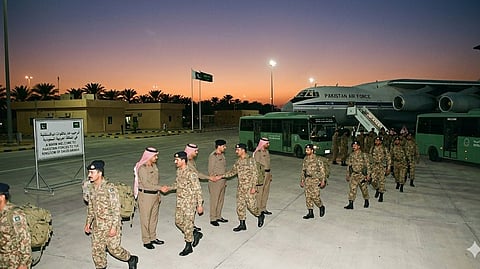 pakistan deploys 8000 troops jets to saudi arabia during iran war