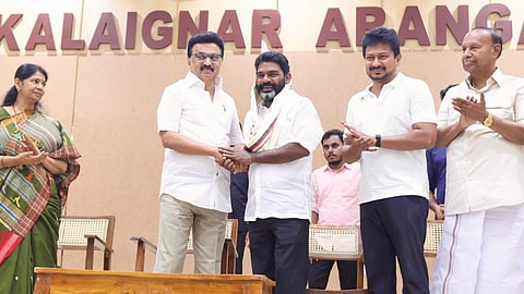MK Stalin Welcomes Over 1,000 New Entrants to DMK