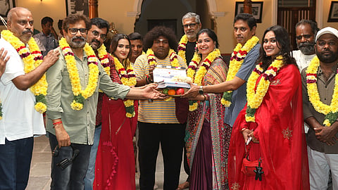 Yogi Babu going to act in 11 different roles in single movie