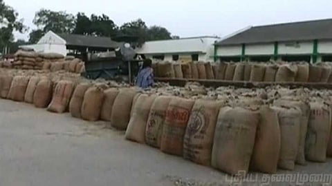 நெல் மூட்டைக்கு 50 ரூபாய் லஞ்சம்