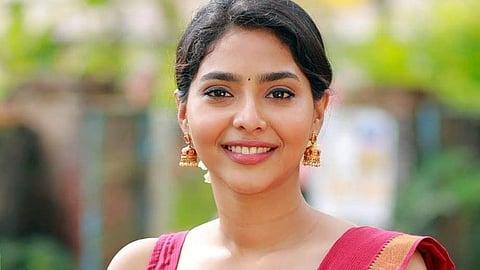 Aishwarya Lekshmi says on King of Kotha movie issue