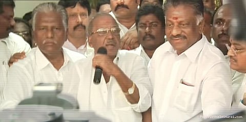 பாவத்தைக் கழுவ பன்னீர்செல்வத்திடம் சரணடைந்தேன்: அவைத்தலைவர் மதுசூதனன்