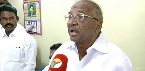 அமைச்சர்களே பணப்பட்டுவாடா செய்கின்றனர்: மதுசூதனன் புகார்