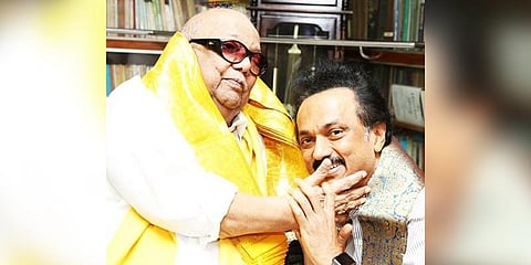 கருணாநிதியின் சிந்தனைகளுக்கு ஓய்வில்லை: ஸ்டாலின் புகழாரம்