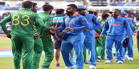 ஜெயிக்கப் போவது ரன் மழையா, பாயும் பந்து வீச்சா?