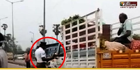 கோயம்பேடு : வாகனங்களை வழிமறித்து லஞ்சம் பெறும் போலீசார் (வீடியோ)