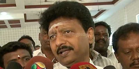 எதிர்க்கட்சிகள் நடத்தும் நீட் போராட்டத்திற்கு திவாகரன் ஆதரவு