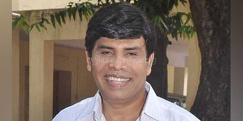 சுகாதாரத்துறை அமைச்சர் பதவி விலக வேண்டும் : நடிகர் ஆனந்தராஜ்