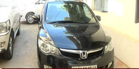 10 கிலோ கடத்தல் தங்கம் பறிமுதல்: 3 பேர் கைது