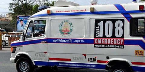 தீபாவளி போனஸ் கோரி 108 ஆம்புலன்ஸ் ஊழியர்கள் வேலைநிறுத்தம் அறிவிப்பு