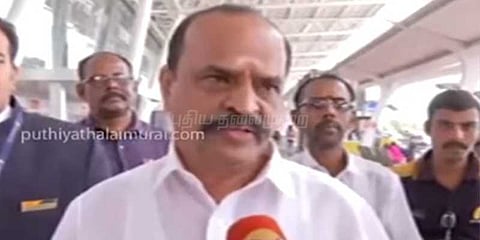 குறை கூறாமல் ஆலோசனை கூறுங்கள்: கடம்பூர் ராஜூ
