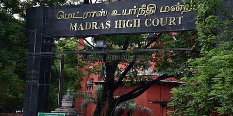 எம்எல்ஏக்கள் தகுதி நீக்க வழக்கு: தலைமை நீதிபதி அமர்வு 16-ம் தேதி விசாரிக்கிறது