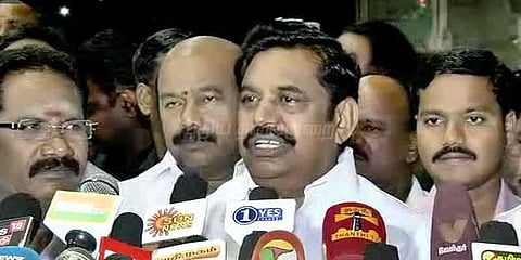 சின்னம்மா எனக்கூறி, தினகரன் யார்? எனக்கேட்ட முதலமைச்சர்