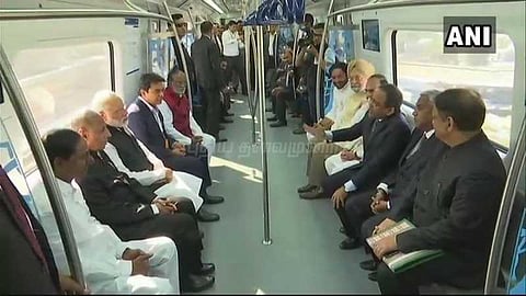ஐதராபாத் மெட்ரோ ரயில் சேவையை தொடங்கி வைத்தார் பிரதமர் மோடி