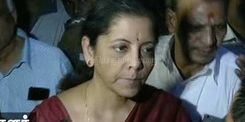 குமரி மாவட்டத்தில் நிர்மலா சீதாராமன் ஆய்வு: ஒபிஎஸ் மற்றும் அமைச்சர்களுடன் ஆலோசனை