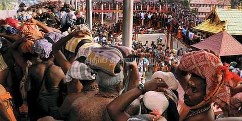 எருமேலியில் 'பேட்டை துள்ளல்': ஐயப்ப பக்தர்கள் வருகை அதிகரிப்பு