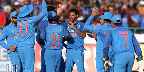 இந்திய அணிக்கு 216 ரன்கள் இலக்கு
