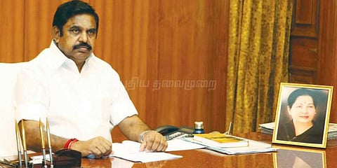 பிரதமர் மோடிக்கு முதலமைச்சர் பழனிசாமி தொலைபேசியில் வாழ்த்து