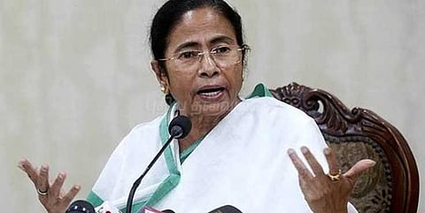 பாஜக அரசை விமர்சித்த மம்தா பானர்ஜி மீது வழக்குப்பதிவு