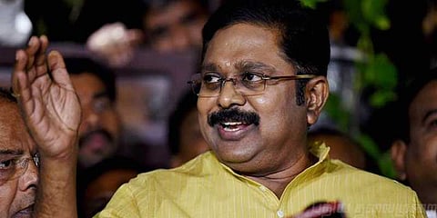டிடிவி தினகரன் மீது திமுக ஆர்.கே.நகர் வேட்பாளர் புகார்