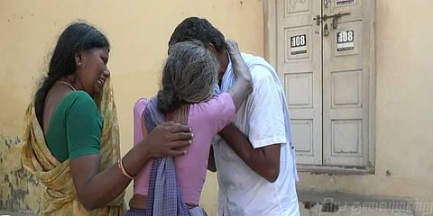 செயல்படாத ஏர்செல் நெட்வொர்க்கால் உயிரிழந்த முதியவர்..!