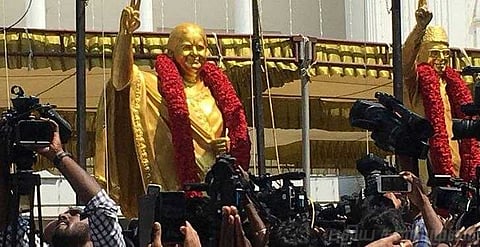 ஜெயலலிதா உருவச் சிலையில் மாற்றமா?: என்ன சொன்னார் ஜெயக்குமார்