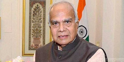 பேராசிரியை விவகாரம் - இன்று மாலை விளக்கம் அளிக்கிறார் ஆளுநர்?