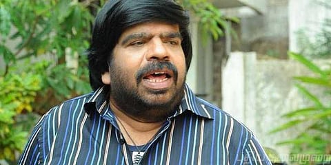 அரசியல் நையாண்டியை இயக்குகிறார் டி.ஆர்!