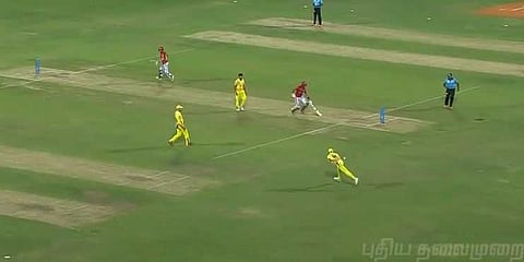 மாறி, மாறி ஓவர் த்ரோவ் : மண்டை சூடான தோனி!