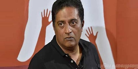 ’காலா’வை தடை செய்ய நீங்கள் யார்?: கேட்கிறார் பிரகாஷ் ராஜ்!