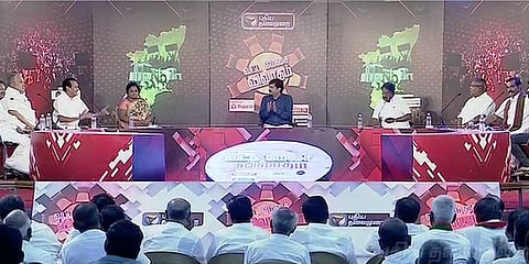 வட்டமேசை விவாத நிகழ்ச்சியில் நடந்தது என்ன? எஃப்ஐஆர் முரணும்.. நடந்த உண்மையும்...!
