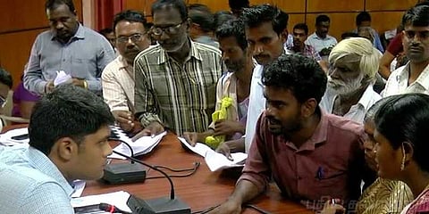 “அமைதி வழியில் போராடியவர்கள் மீது பொய் வழக்கு” - தூத்துக்குடி மக்கள் மனு