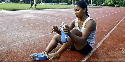தங்க மங்கை ஸ்வப்னாவுக்கு பிரத்யேக 'ஷூ' கொடுக்கிறது ஐசிஎப்