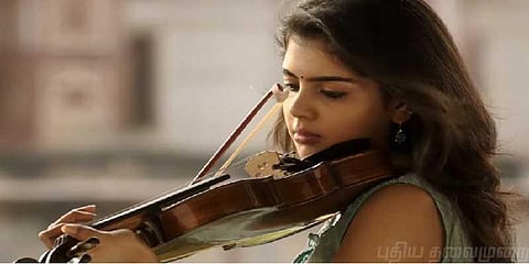 தமிழில் கதாநாயகியானார் இயக்குநர் பிரியதர்ஷனின் மகள்
