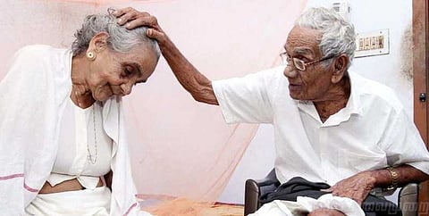 1946-ல் பிரிந்த மனைவியை 72 வருடத்துக்கு பிறகு சந்தித்த கணவர்: கேரளாவில் நெகிழ்ச்சி!
