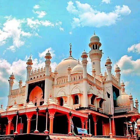 'தமிழ் சொந்தங்களே புனித வாவர் மசூதியை சர்ச்சை ஆக்காதீர்கள்' ராகுல் ஈஸ்வர்