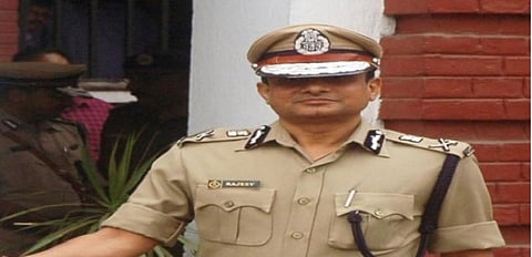 “கொல்கத்தா காவல்துறை கமிஷ்னர் ராஜீவ் குமார் தலைமறைவு” - சிபிஐ தகவல்