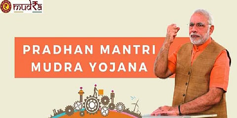 முத்ரா திட்டத்தின் கீழ் வேலைவாய்ப்பு பெற்றவர்களின் அறிக்கை தாக்கல்