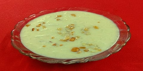 கோடை வெயிலுக்கு குளிர்ச்சி தரும் இளநீர் பாயாசம் - செய்வது எப்படி?