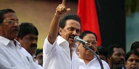 பாப்பிரெட்டிப்பட்டி வாக்குச்சாவடியில் முறைகேடு? - தேர்தல் அதிகாரியிடம் திமுக புகார்