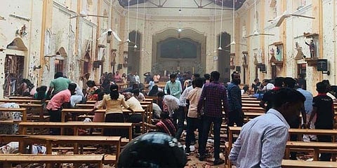 இலங்கை குண்டு வெடிப்பு: பலி எண்ணிக்கை 102 ஆக உயர்வு!