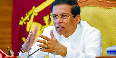இலங்கையில் முப்படை தளபதிகள் மாற்றம் ? - அதிபர் சிறிசேன அறிவிப்பு