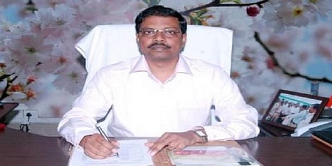 தேனிக்கு திடீரென வாக்குப்பதிவு இயந்திரங்கள் மாற்றம் - அதிகாரி விளக்கம்