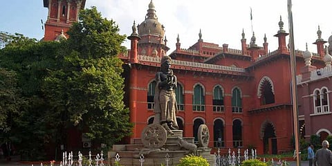 யோகா பயிற்சி அளிக்க ஆயுள் தண்டனை கைதிக்கு நீதிமன்றம் அனுமதி