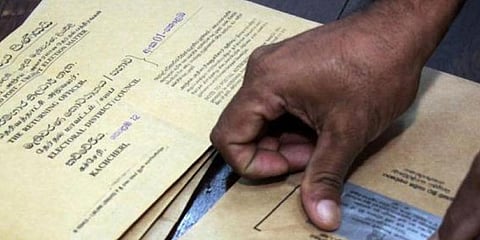 12 ஆயிரத்து 915 பேரின் தபால் வாக்குகள் நிராகரிப்பு - தேர்தல் ஆணையம்
