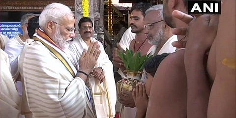 குருவாயூர் கோயிலில் வழிபட்டார் பிரதமர் மோடி