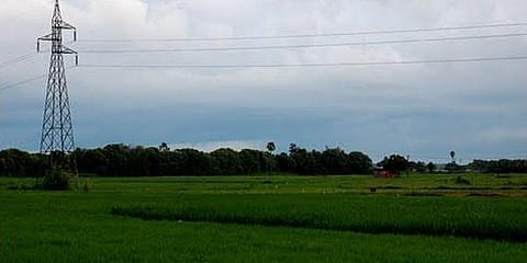 உயர்மின் அழுத்த கோபுரத்துக்கு சுற்றுச்சூழல் அனுமதி தேவையில்லை : மத்திய அமைச்சகம்