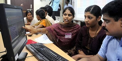அதிகாலை 3 மணி வரை நடைபெற்ற பொறியியல் கலந்தாய்வு